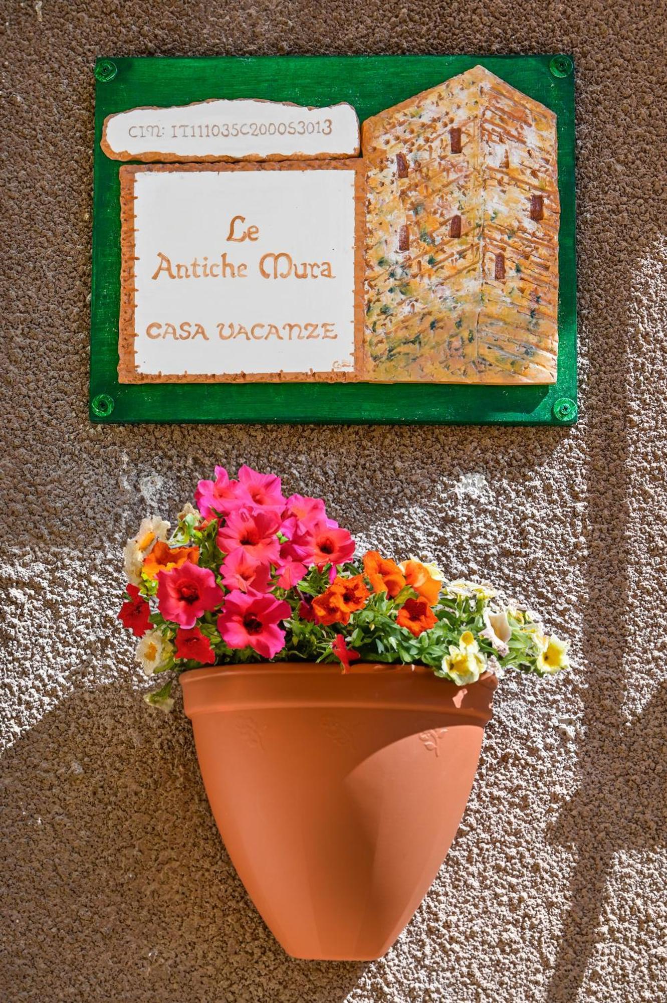 Le Antiche Mura Iglesias Exterior foto